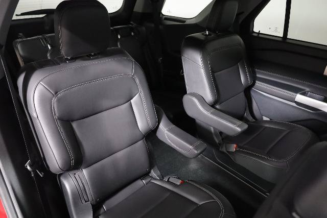 Certified 2024 Ford Explorer XLT w/ Equipment Group 202A AWD/4WD image 10