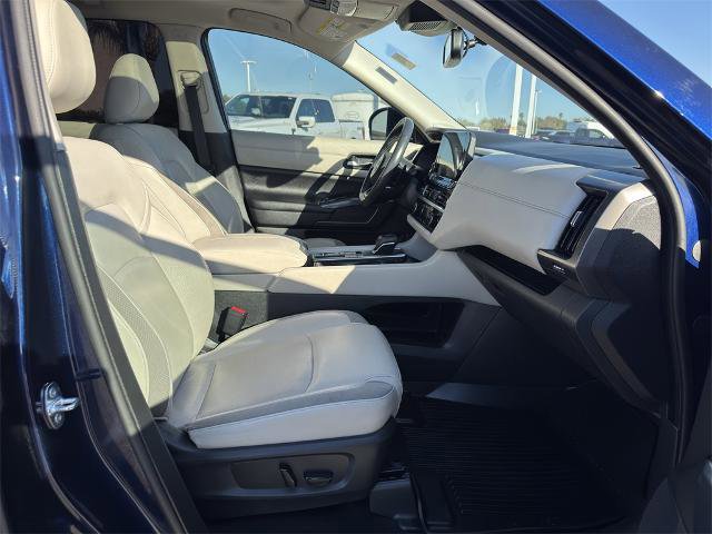 Used 2022 Nissan Pathfinder SL w/ SL Premium Package image 20