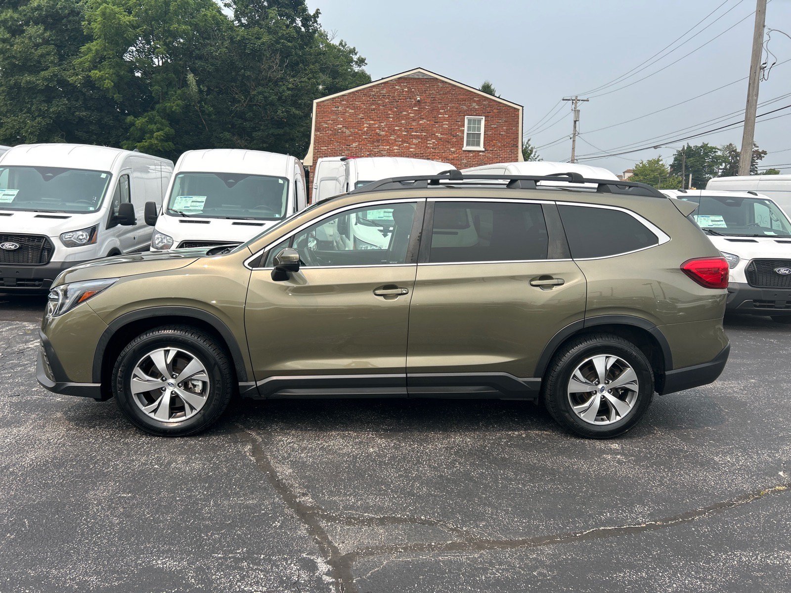 Used 2023 Subaru Ascent Premium w/ Convenience Package AWD/4WD image 4