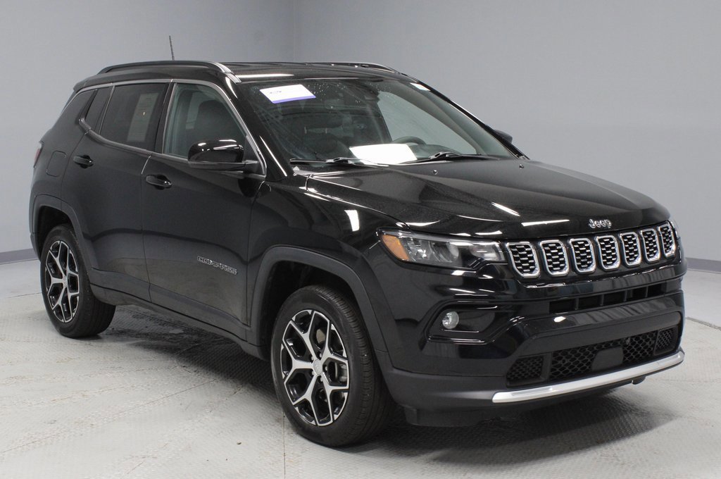 Used 2024 Jeep Compass Limited image 7