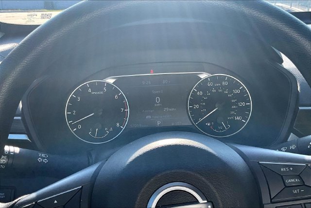 Used 2025 Nissan Altima 2.5 SV FWD image 22