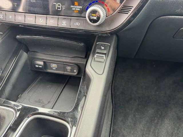 Used 2025 Kia Telluride S AWD/4WD image 22