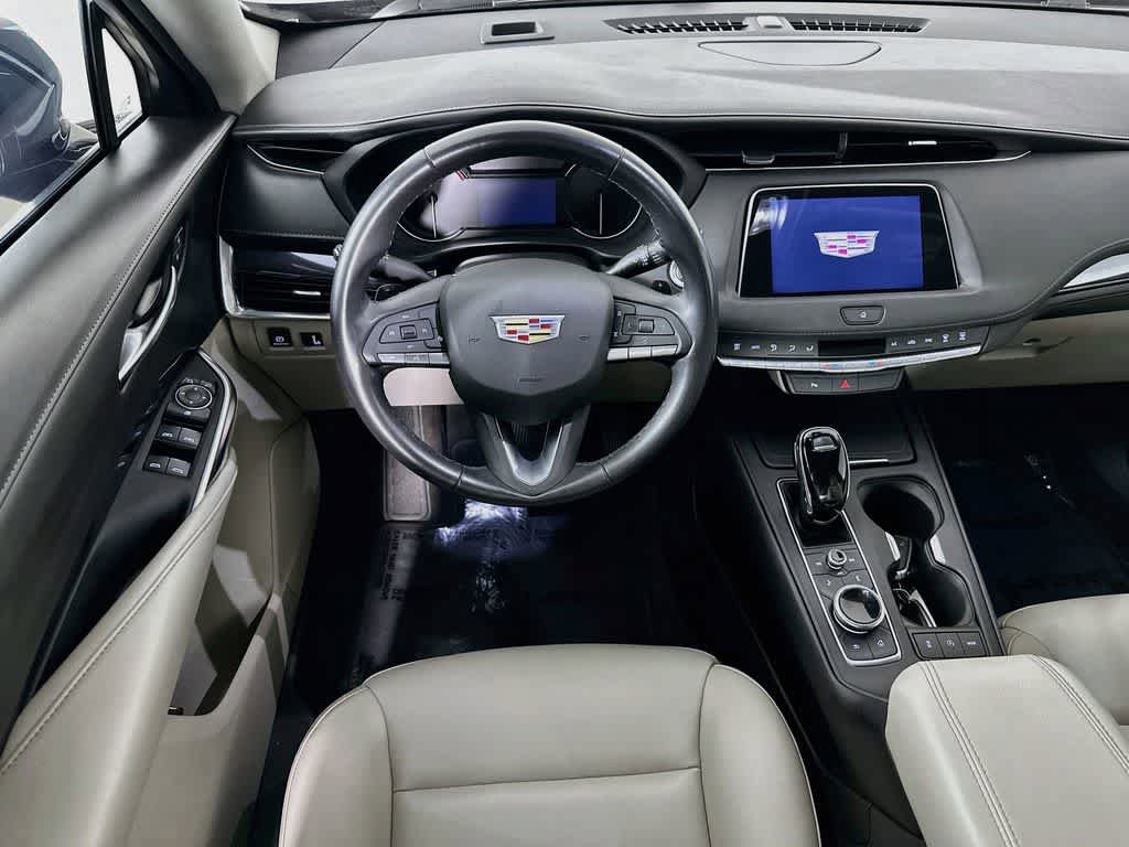 Used 2023 Cadillac XT4 Luxury FWD image 10