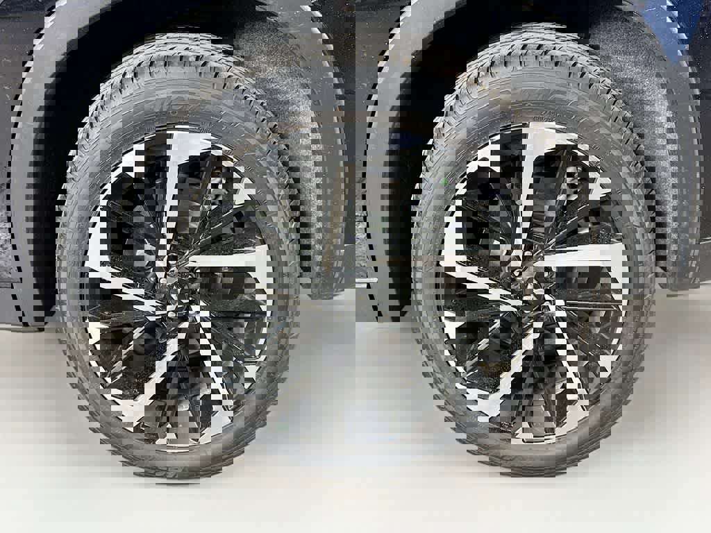 Used 2024 Mitsubishi Outlander SE image 8