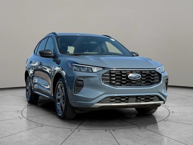 Certified 2023 Ford Escape ST-Line w/ Tech Pack #1 AWD/4WD image 14