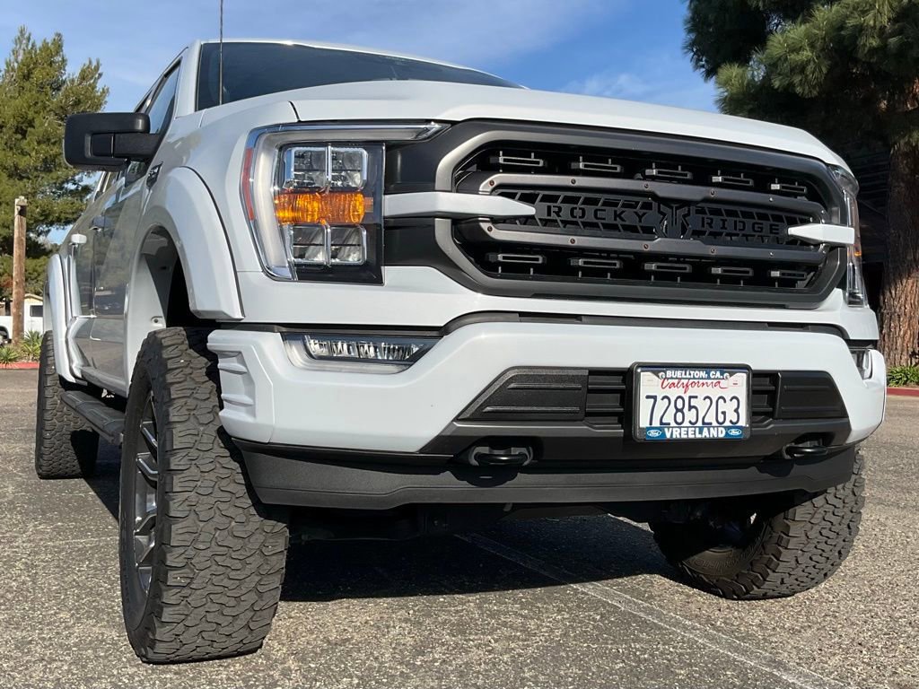 Certified 2022 Ford F150 XLT w/ Equipment Group 302A High image 16