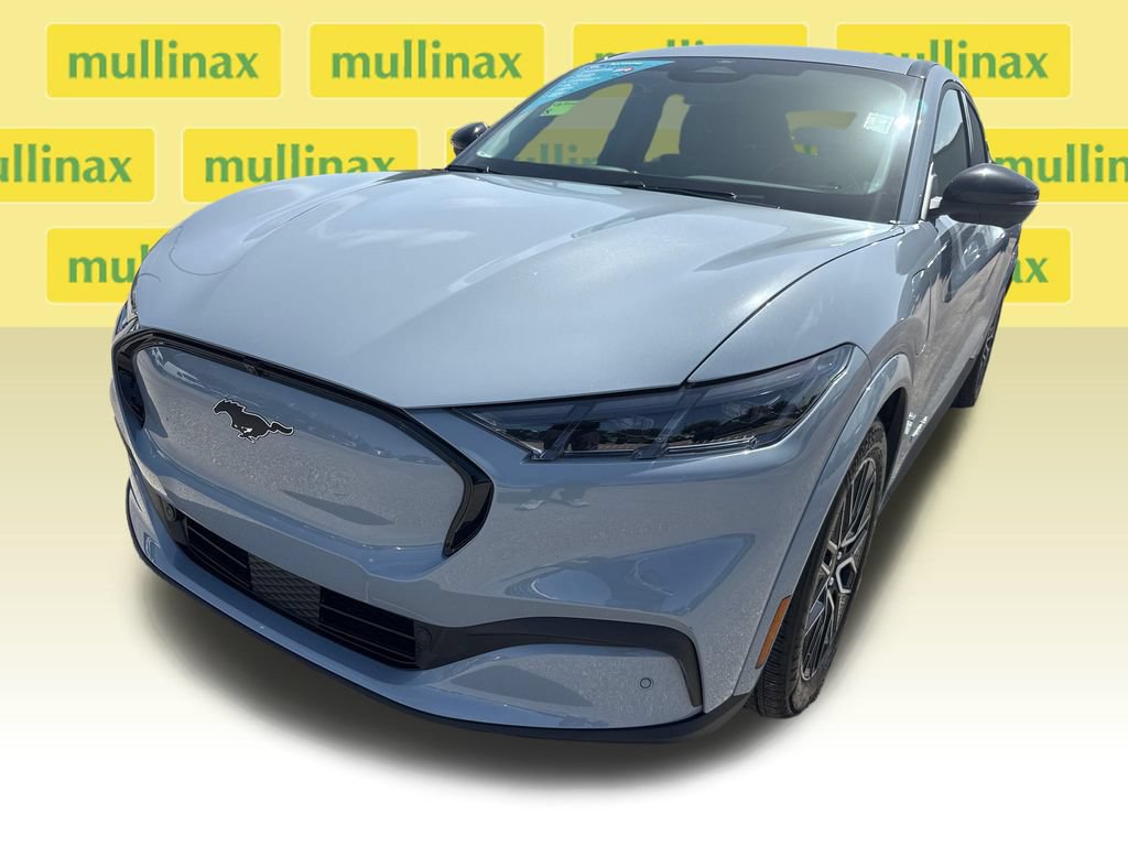 Certified 2025 Ford Mustang Mach-E Premium RWD image 10
