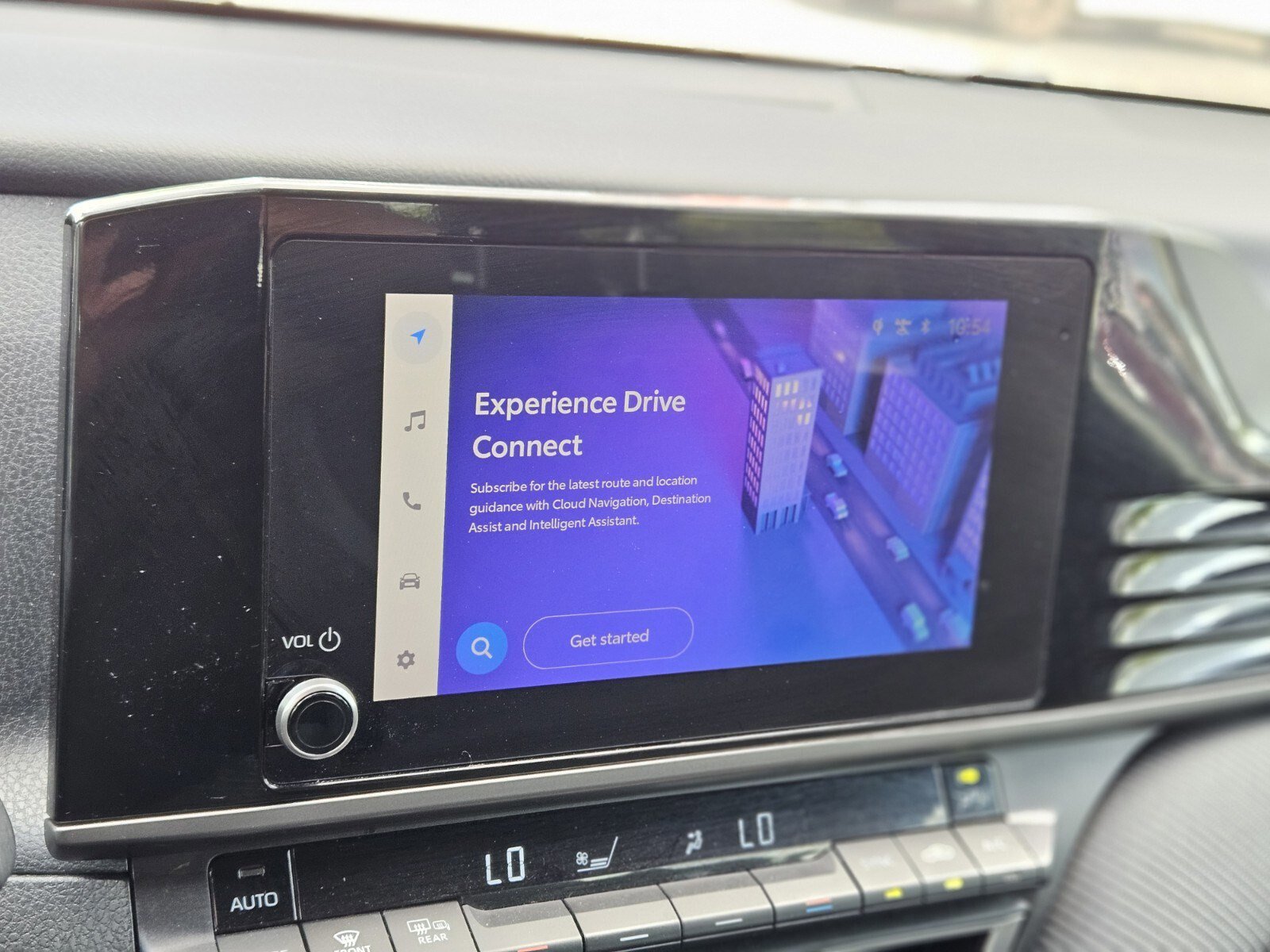 Used 2025 Toyota Camry SE image 21