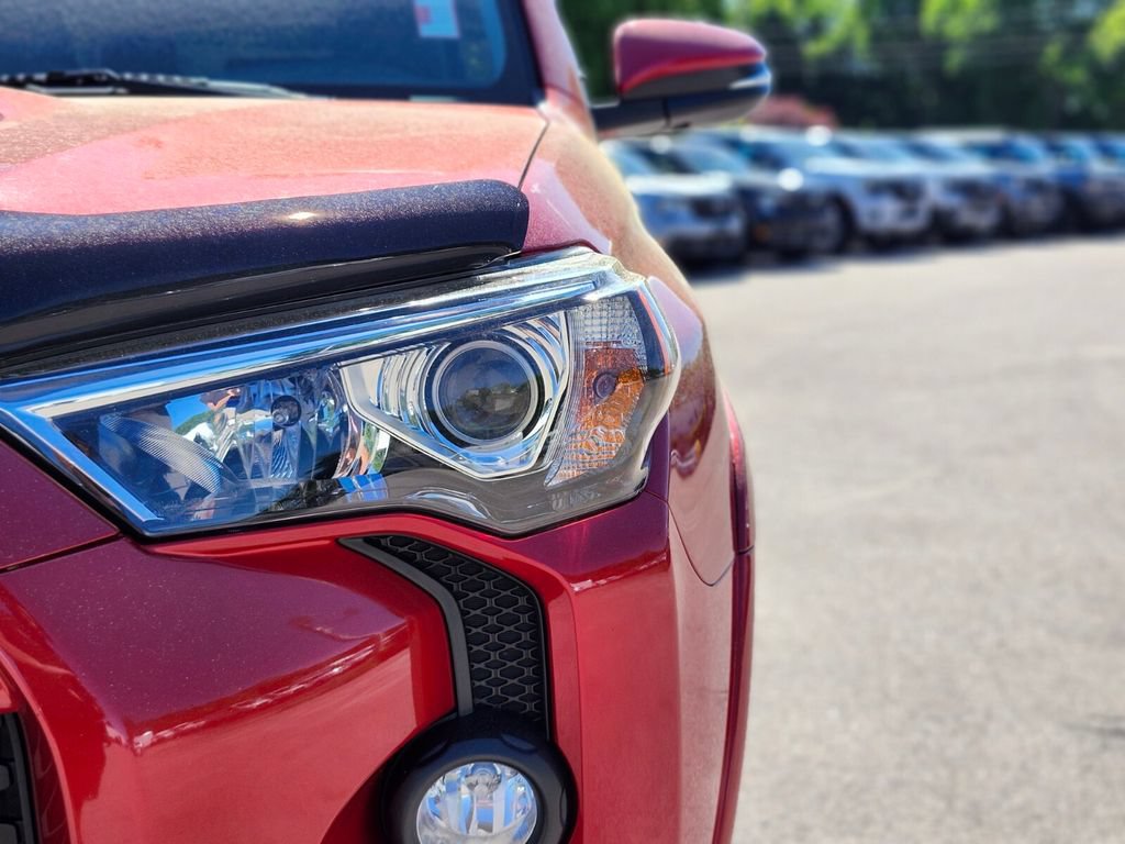 Used 2019 Toyota 4Runner TRD Off-Road Premium AWD/4WD image 10