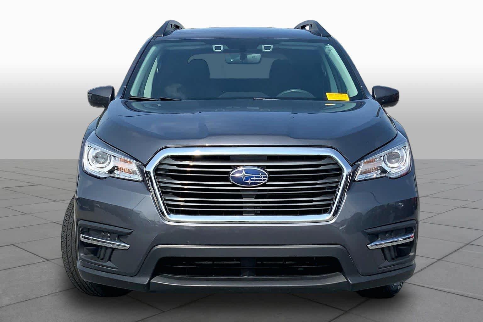 Used 2022 Subaru Ascent Premium w/ Convenience Package AWD/4WD image 4