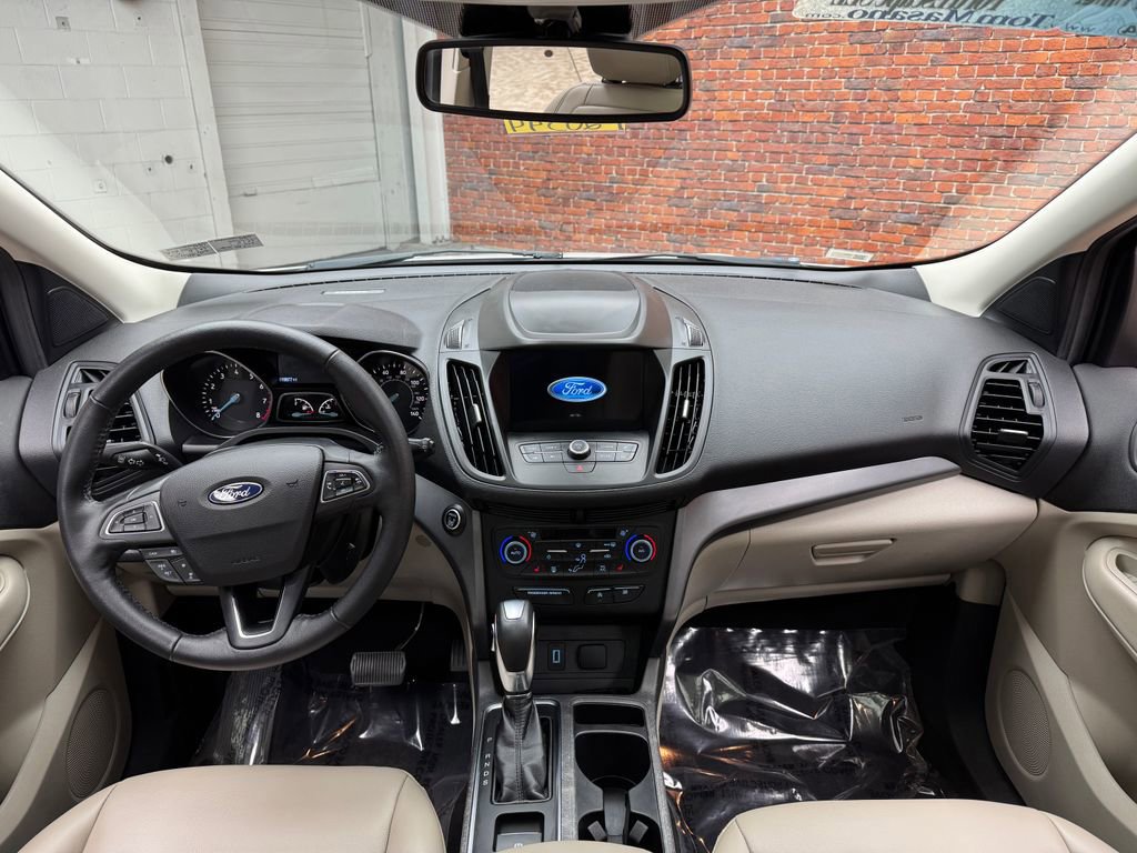 Certified 2019 Ford Escape SEL FWD image 13