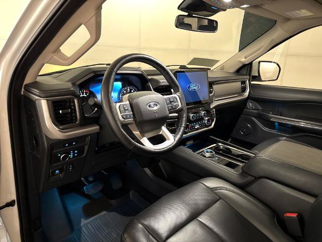 Certified 2022 Ford Expedition Max XLT RWD image 5
