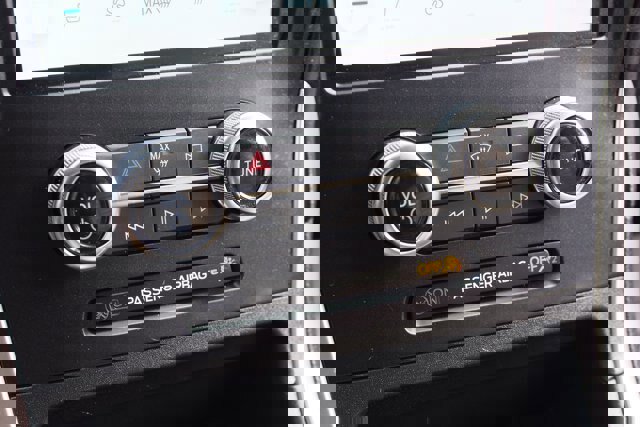 Certified 2024 Ford Edge SEL w/ Convenience Package image 24