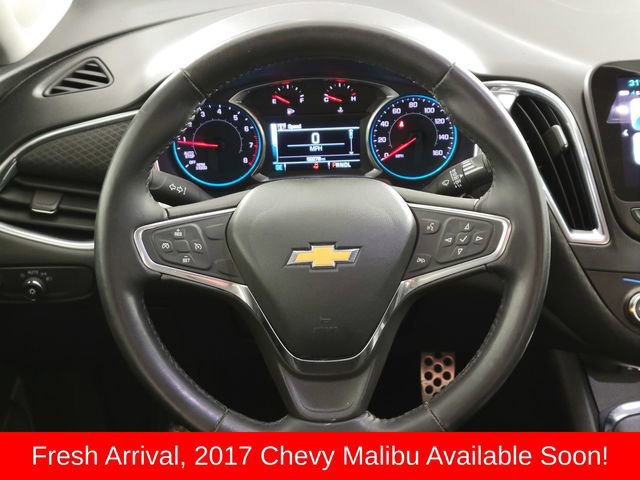 Used 2017 Chevrolet Malibu LT image 27