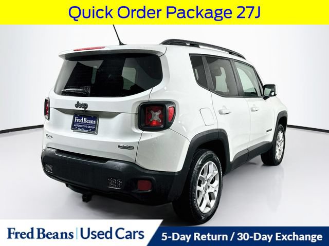 Used 2017 Jeep Renegade Latitude w/ Popular Equipment Group AWD/4WD image 9