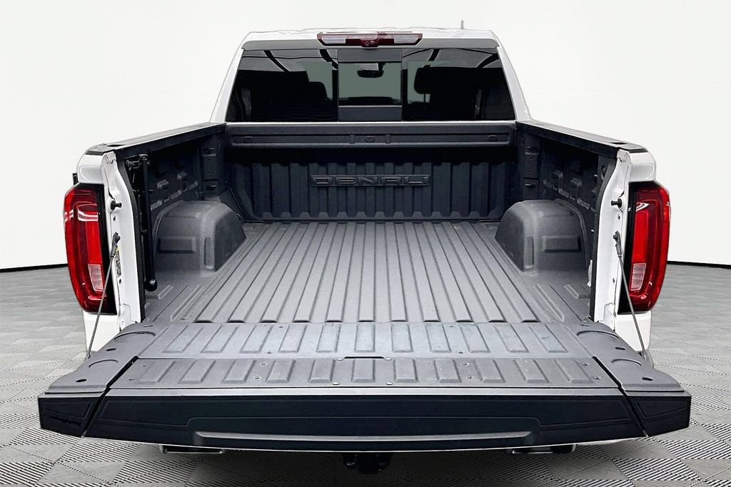 Used 2024 GMC Sierra 1500 Denali w/ Denali Reserve Package AWD/4WD image 18