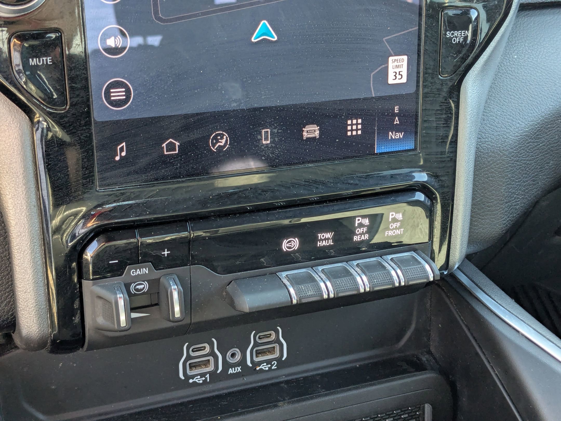 Used 2025 RAM 3500 Big Horn AWD/4WD image 26