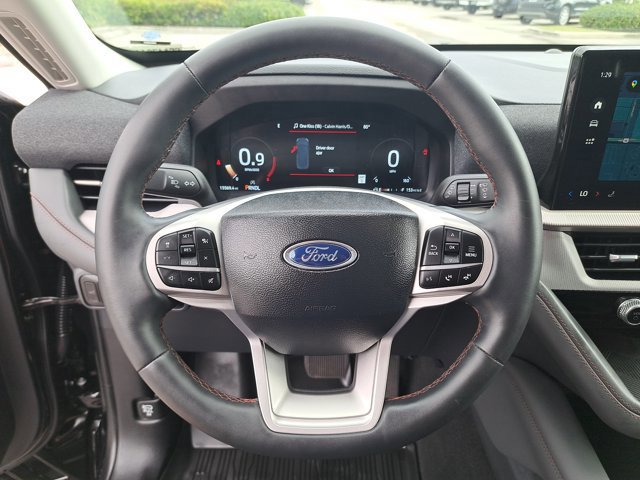 Certified 2025 Ford Explorer Active image 28