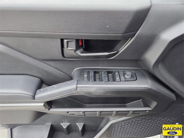 Used 2025 Toyota Tacoma SR5 image 18