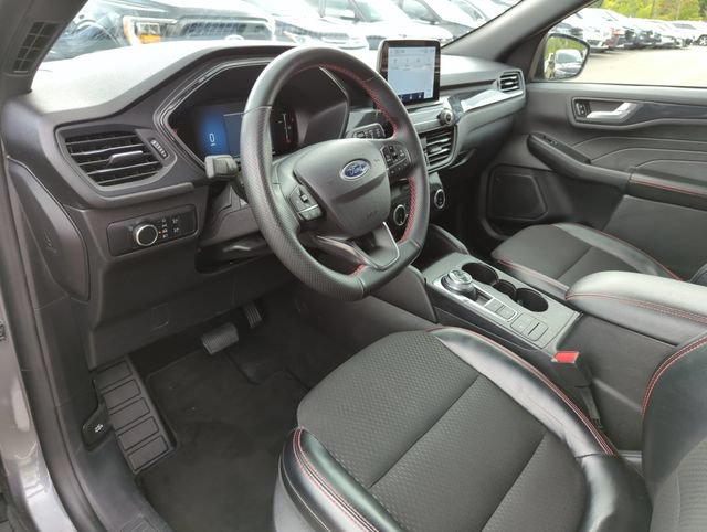 Certified 2025 Ford Escape ST-Line AWD/4WD image 27
