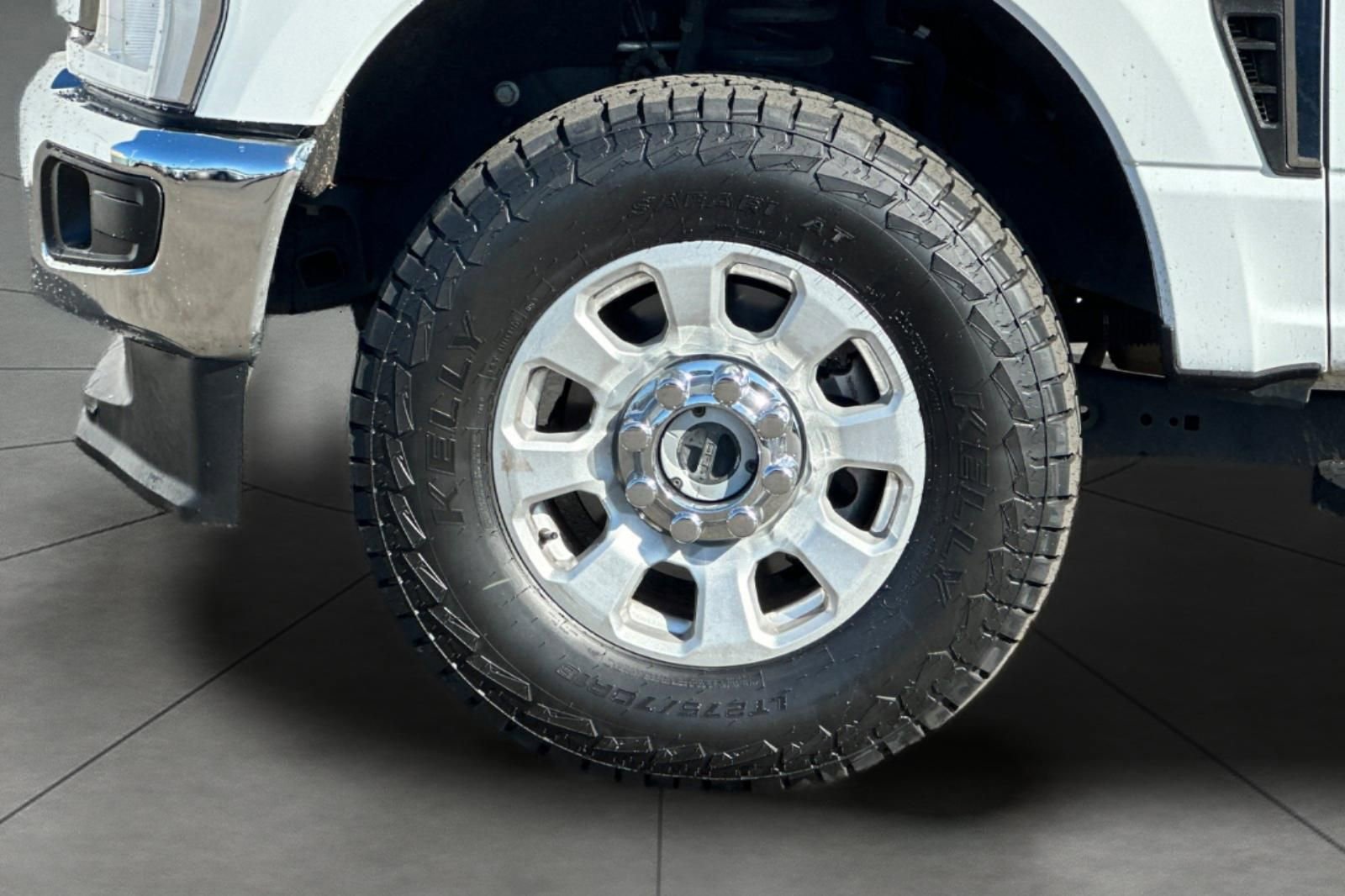 Certified 2024 Ford F250 XLT image 28