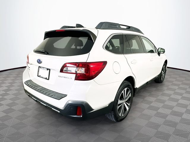 Used 2019 Subaru Outback 2.5i Limited AWD/4WD image 11