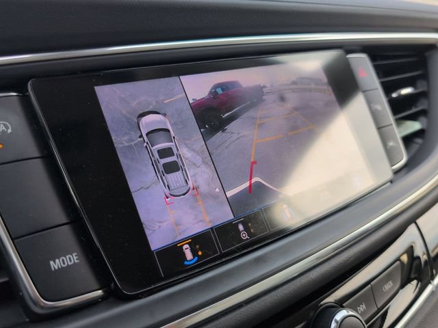 Used 2022 Buick Enclave Avenir w/ Avenir Technology Package FWD image 29
