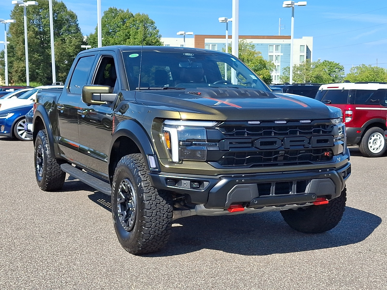 Certified 2025 Ford F150 Raptor w/ Equipment Group 803A Raptor R AWD/4WD image 2