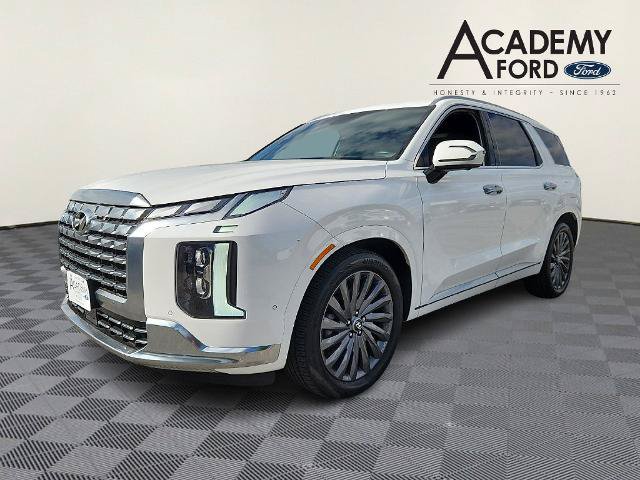 Used 2024 Hyundai Palisade Calligraphy AWD/4WD image 3