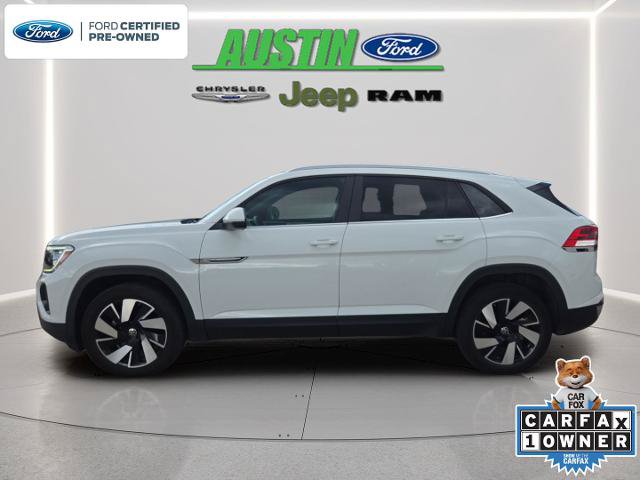 Used 2024 Volkswagen Atlas Cross Sport SE AWD/4WD image 2