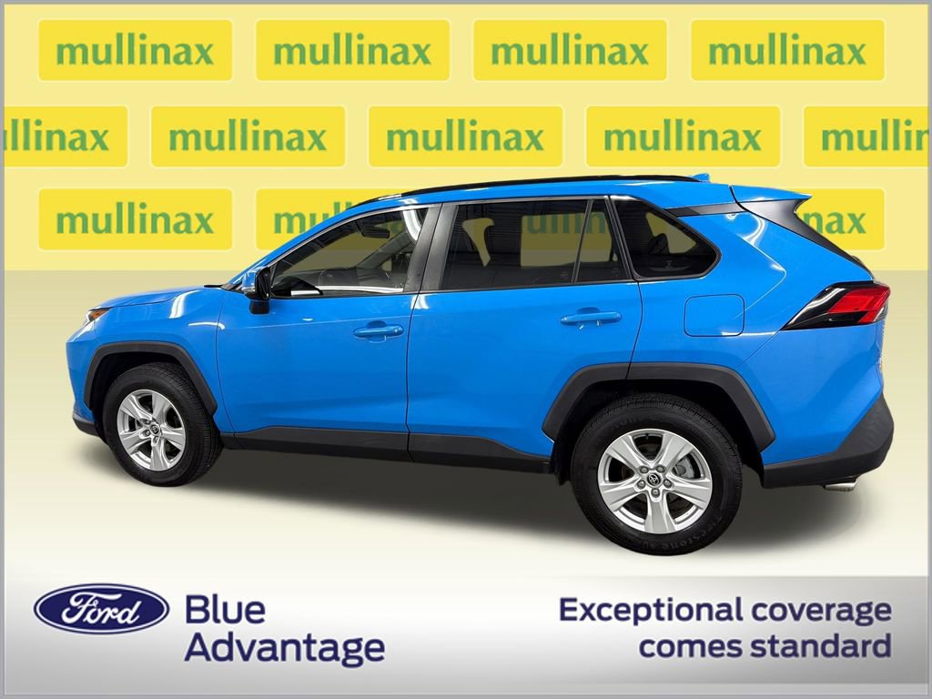 Used 2020 Toyota RAV4 XLE FWD image 11
