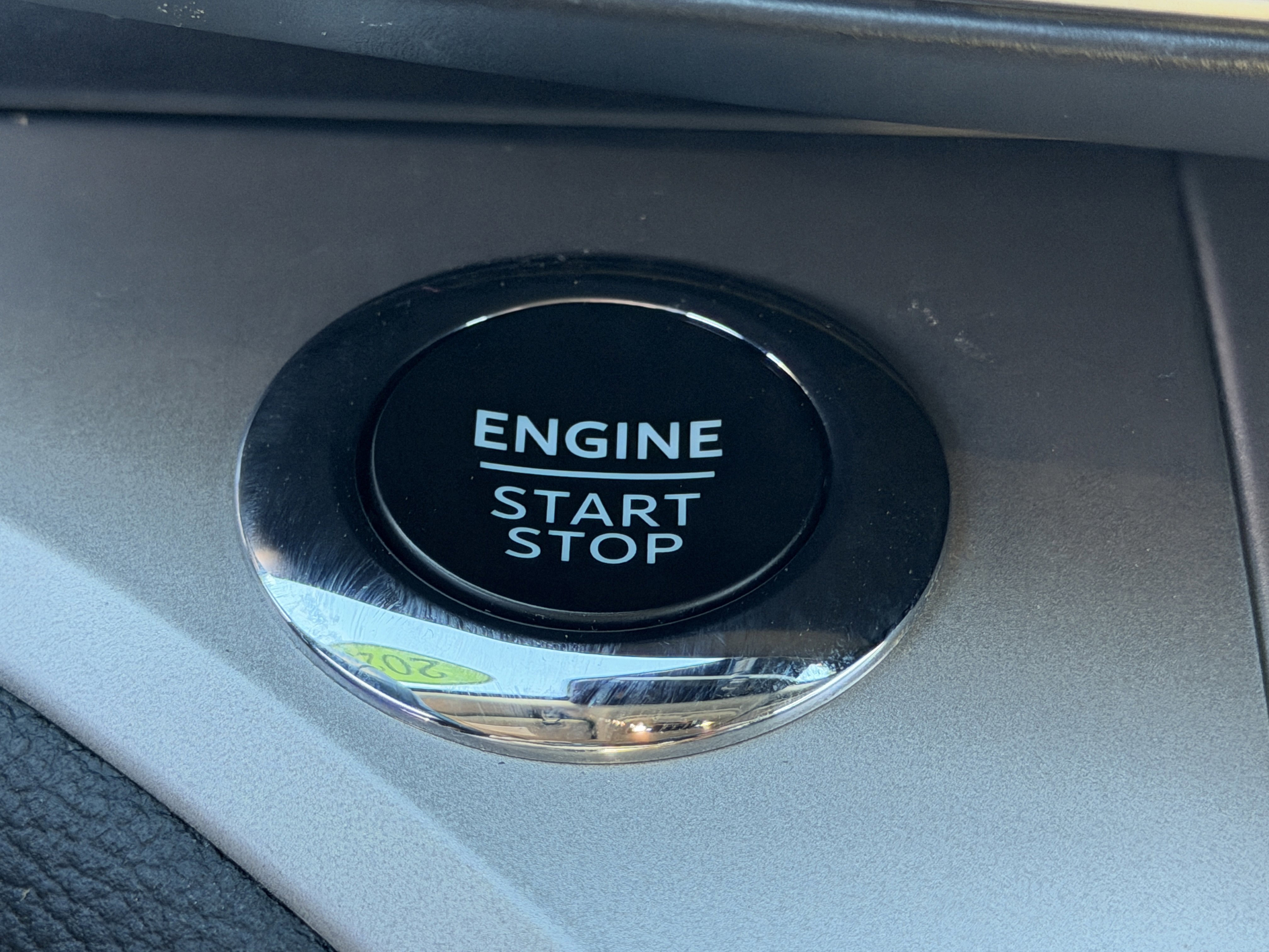 Certified 2023 Ford Explorer XLT w/ Equipment Group 202A image 19