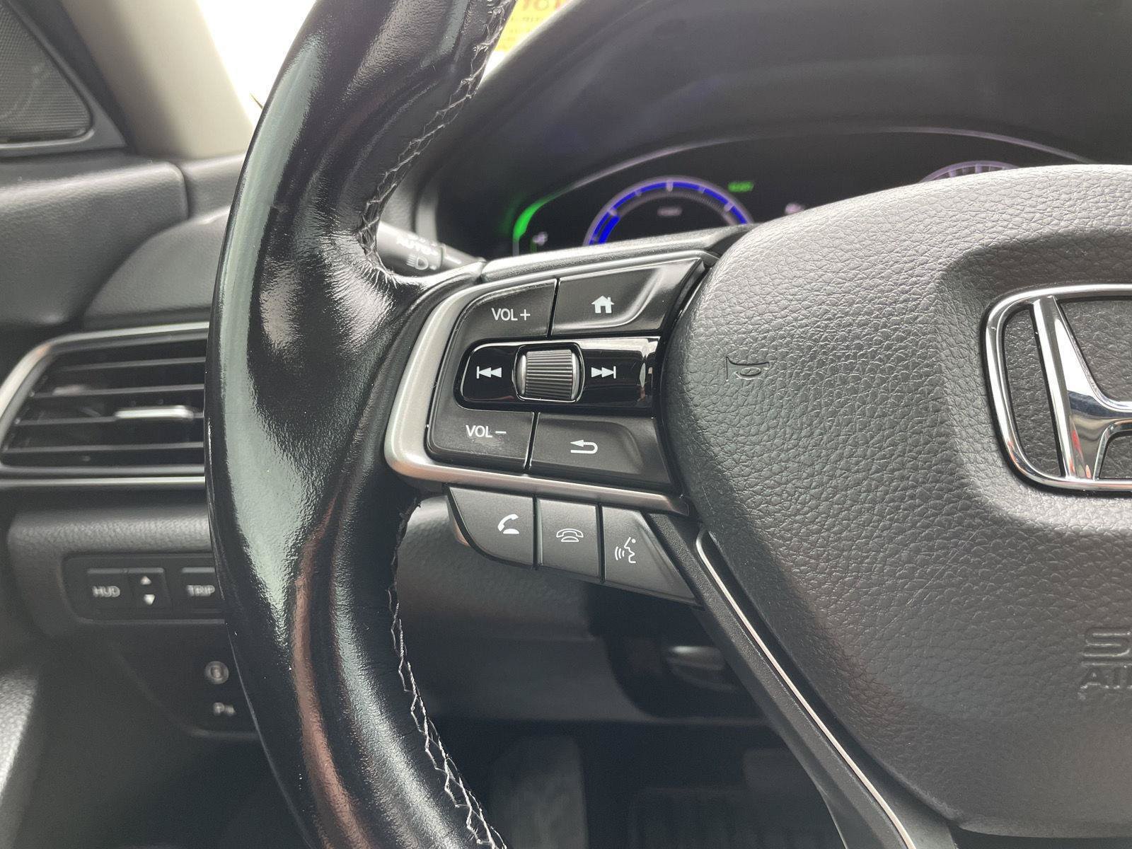 Used 2022 Honda Accord Touring image 13