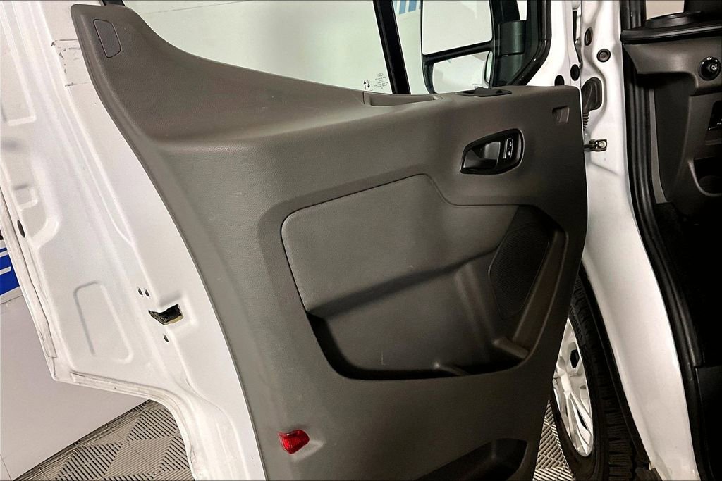 Certified 2024 Ford Transit 350 XLT RWD image 15