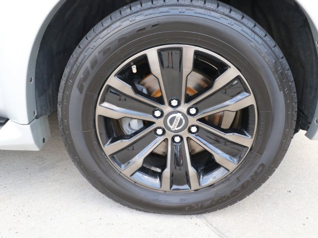 Used 2019 Nissan Armada Platinum w/ Captain's Chairs Package AWD/4WD image 8