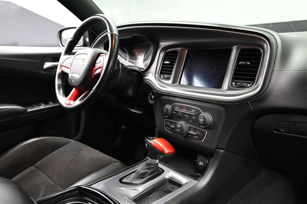 Used 2019 Dodge Charger R/T w/ Plus Group RWD image 15