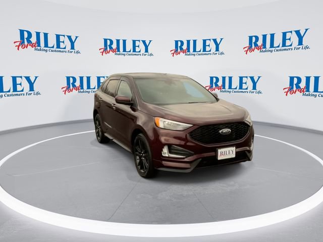 Certified 2022 Ford Edge ST-Line w/ Class II Trailer Tow Package image 9