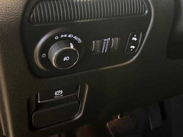 Used 2022 Jeep Wagoneer Series II AWD/4WD image 24