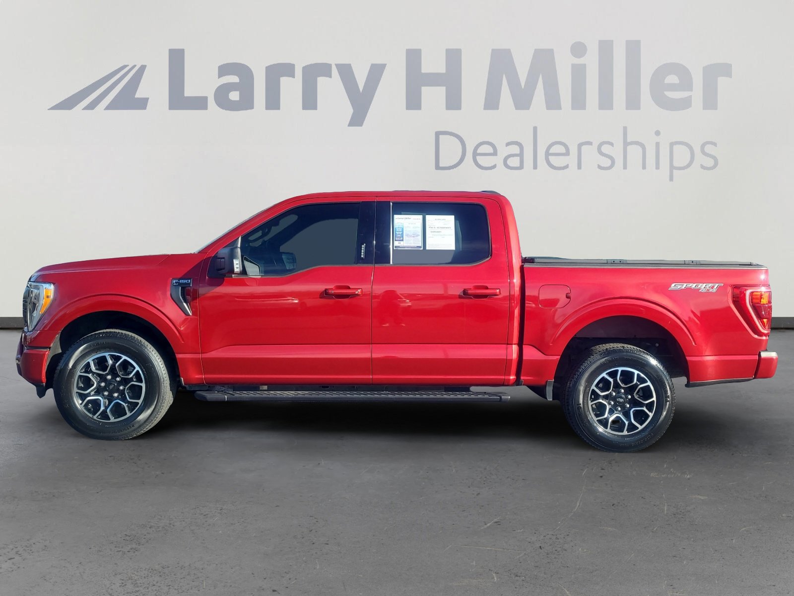 Certified 2021 Ford F150 XLT w/ Equipment Group 302A High image 2