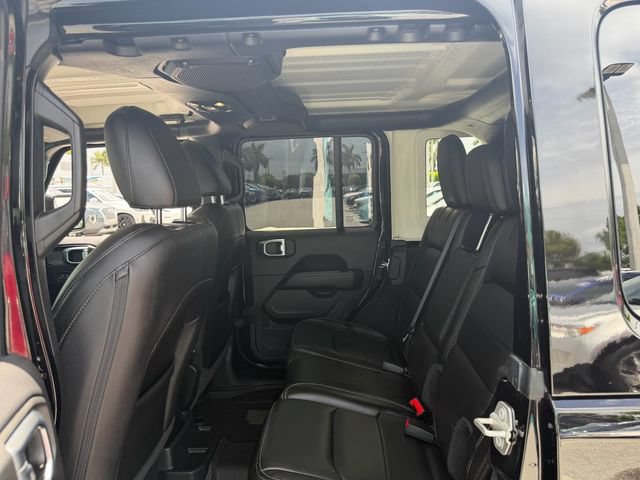 Used 2023 Jeep Wrangler Unlimited Sahara w/ Cold Weather Group AWD/4WD image 8