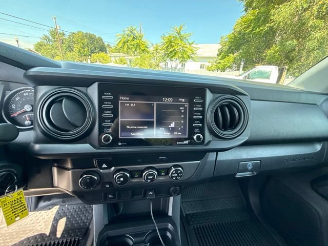 Used 2022 Toyota Tacoma SR AWD/4WD image 14