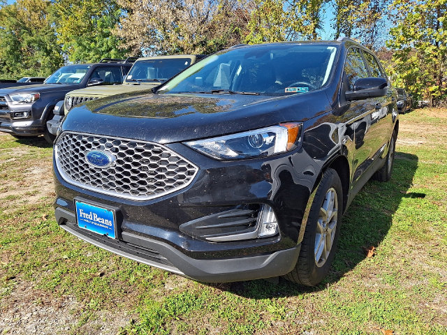 Certified 2024 Ford Edge SEL w/ Convenience Package AWD/4WD image 3