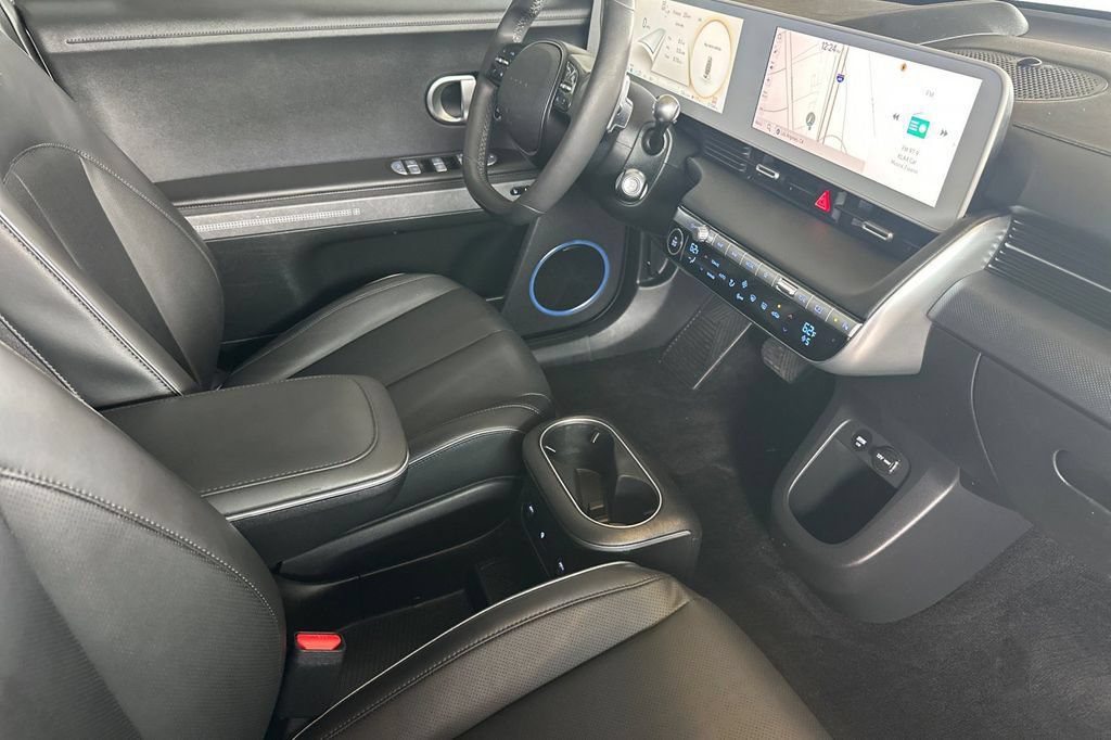 Used 2023 Hyundai Ioniq 5 Limited AWD/4WD image 17