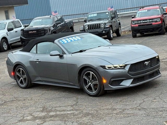 Certified 2025 Ford Mustang Premium image 9