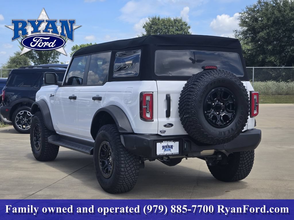 Certified 2024 Ford Bronco Wildtrak AWD/4WD image 3