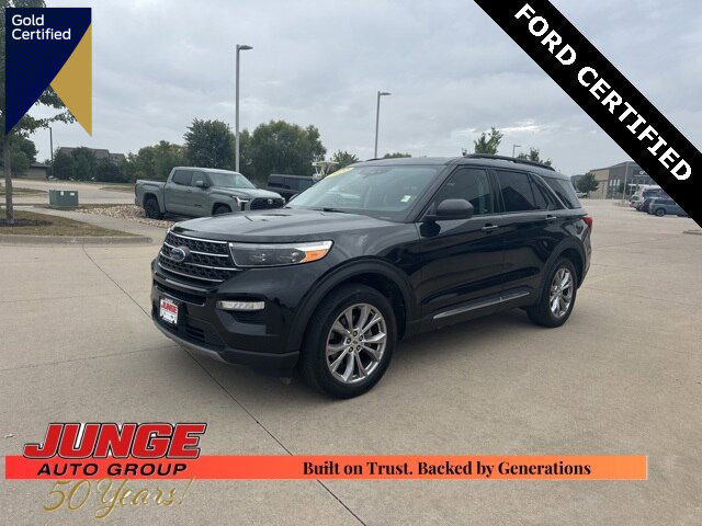 Certified 2022 Ford Explorer XLT w/ Equipment Group 202A