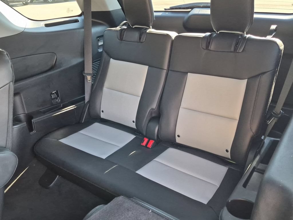 Certified 2023 Ford Explorer XLT w/ Equipment Group 202A AWD/4WD image 19