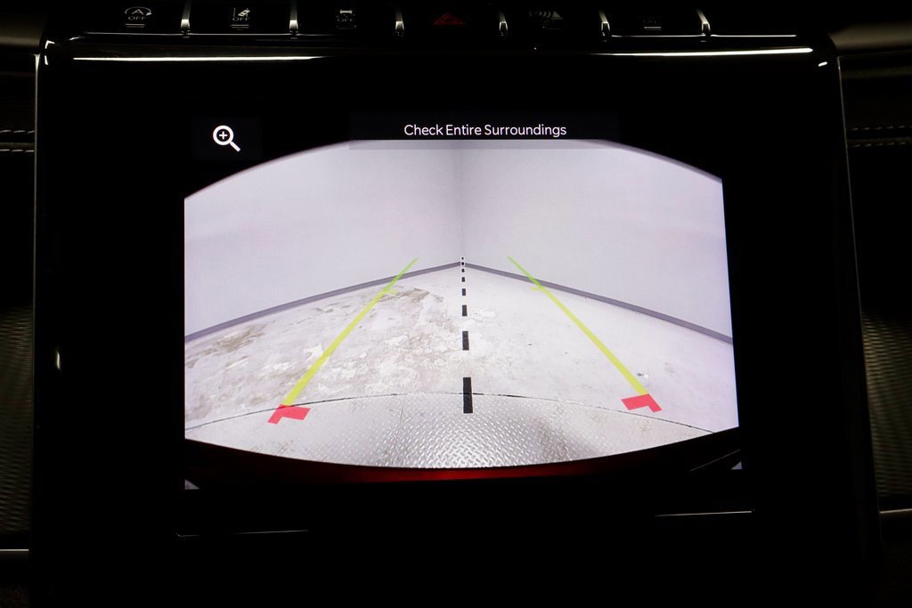 Used 2024 Jeep Grand Cherokee Altitude image 9