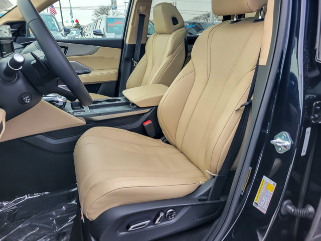 Used 2025 Acura MDX w/ Technology Package image 10