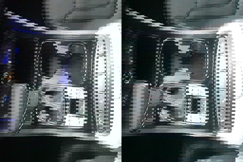 Used 2022 Hyundai Tucson SEL w/ Convenience + Premium Package AWD/4WD image 16